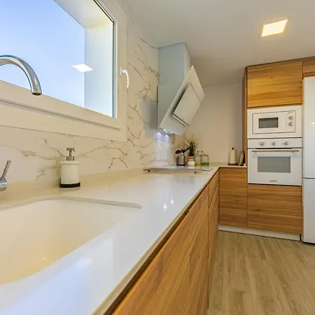 Africa Views, 3 Terraces, Wifi Apartment